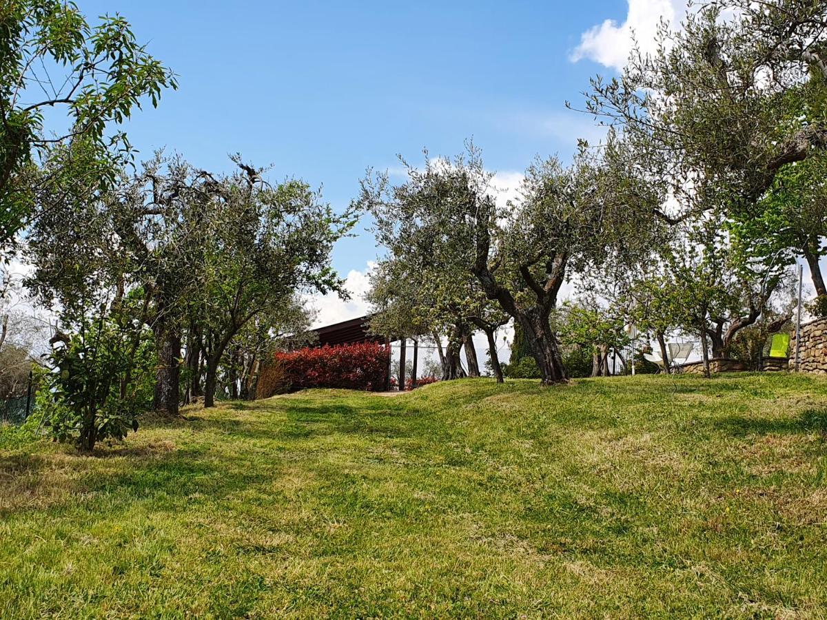 אפרטהוטל פסיניאנו סול טרסימנו Antico Casale Tiravento מראה חיצוני תמונה